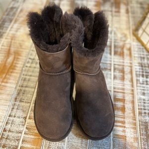 Brand new brown UGG boots with bows